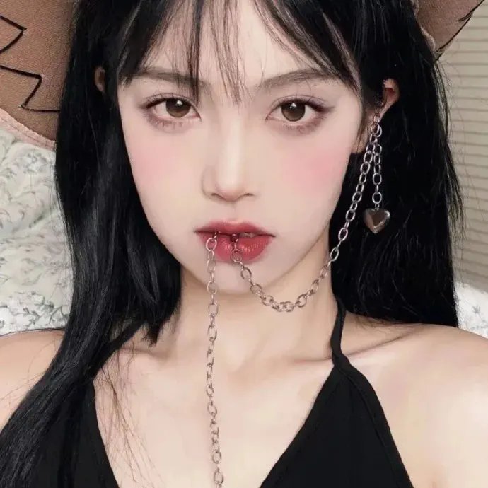 (新)替嫁新娘:亿万老公宠上天